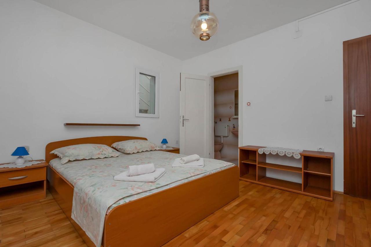 Apartments Vele Makarska Exterior foto