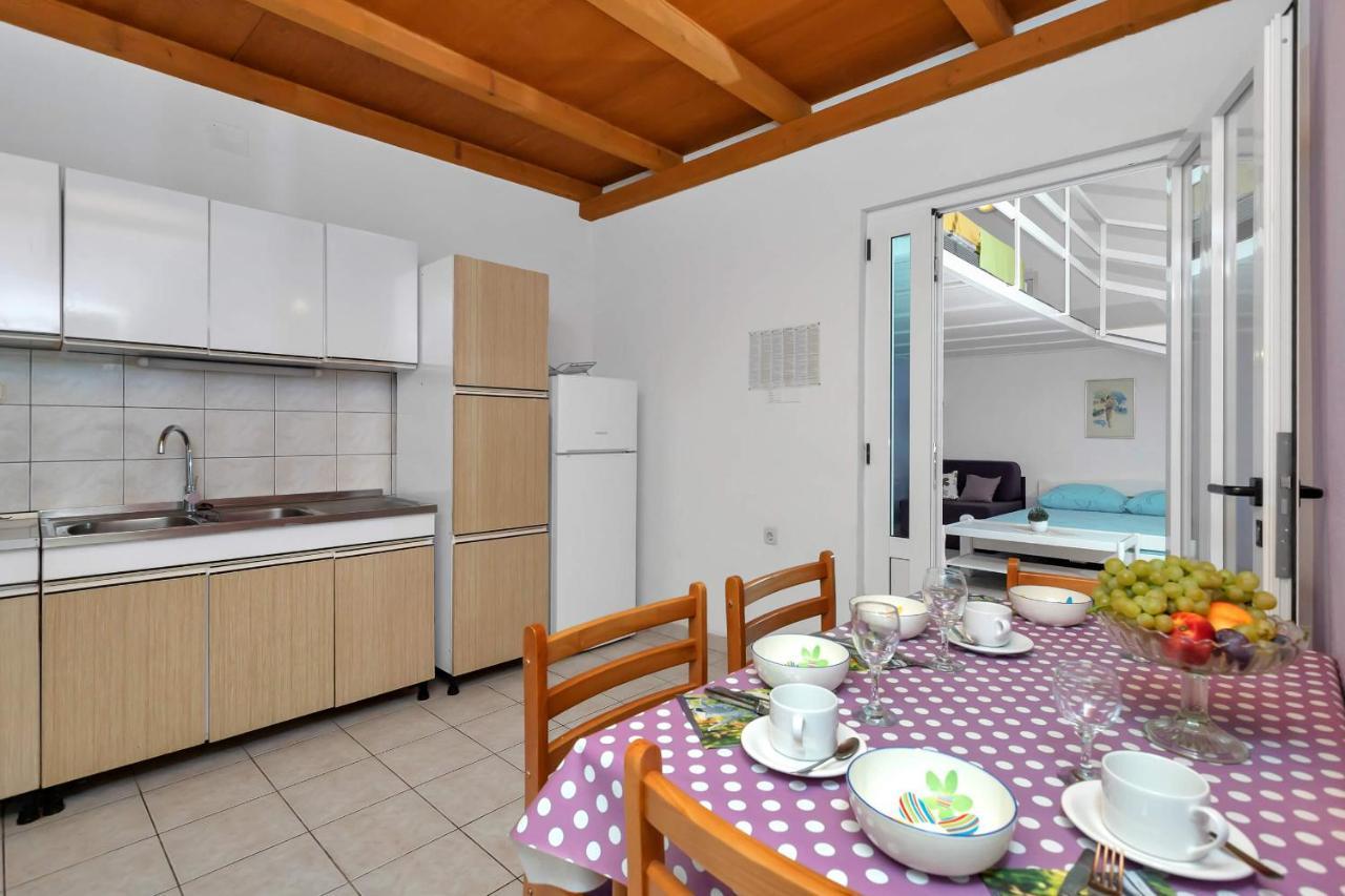 Apartments Vele Makarska Exterior foto